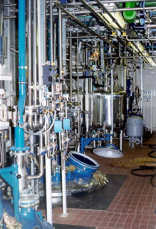 Szteroid csarnok, energia blokk, fejépület – Richter Gedeon Rt. fióktelepe, Dorog
